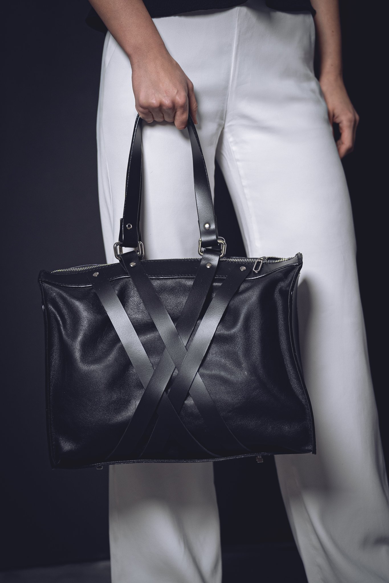 Natūralios odos rankų darbo didelė rankinė LAGOPUS– FancyFox.lt